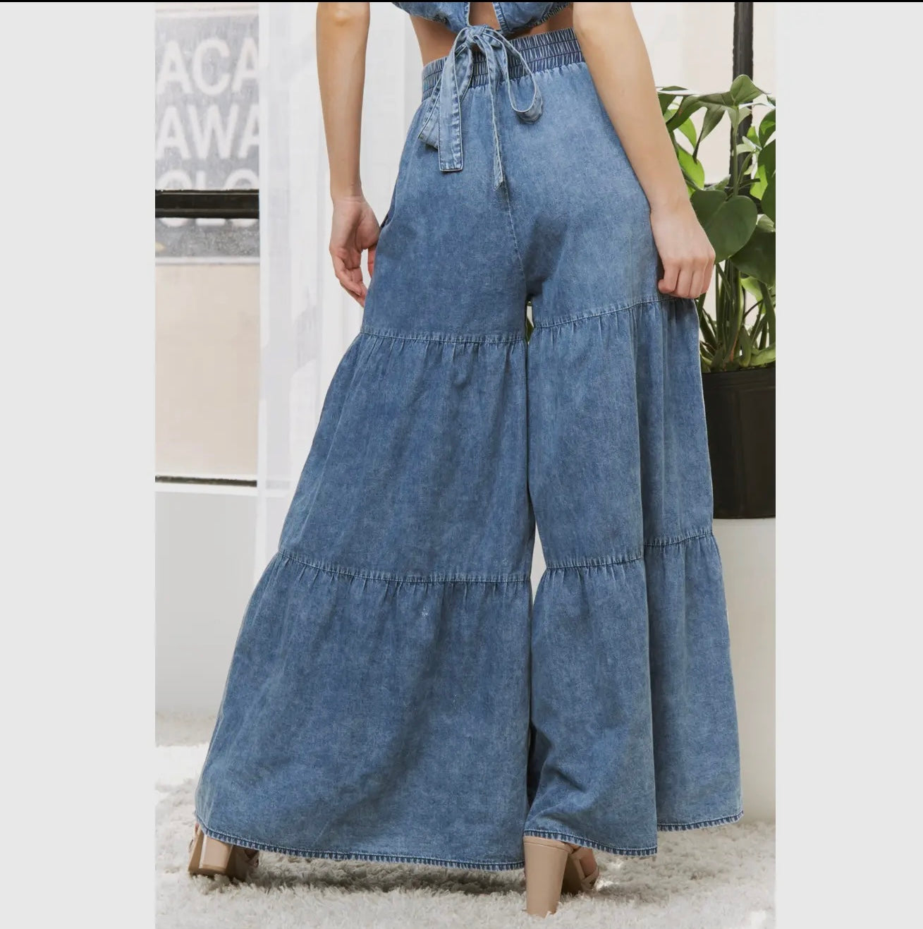 Chic Denim Wide Leg Pants