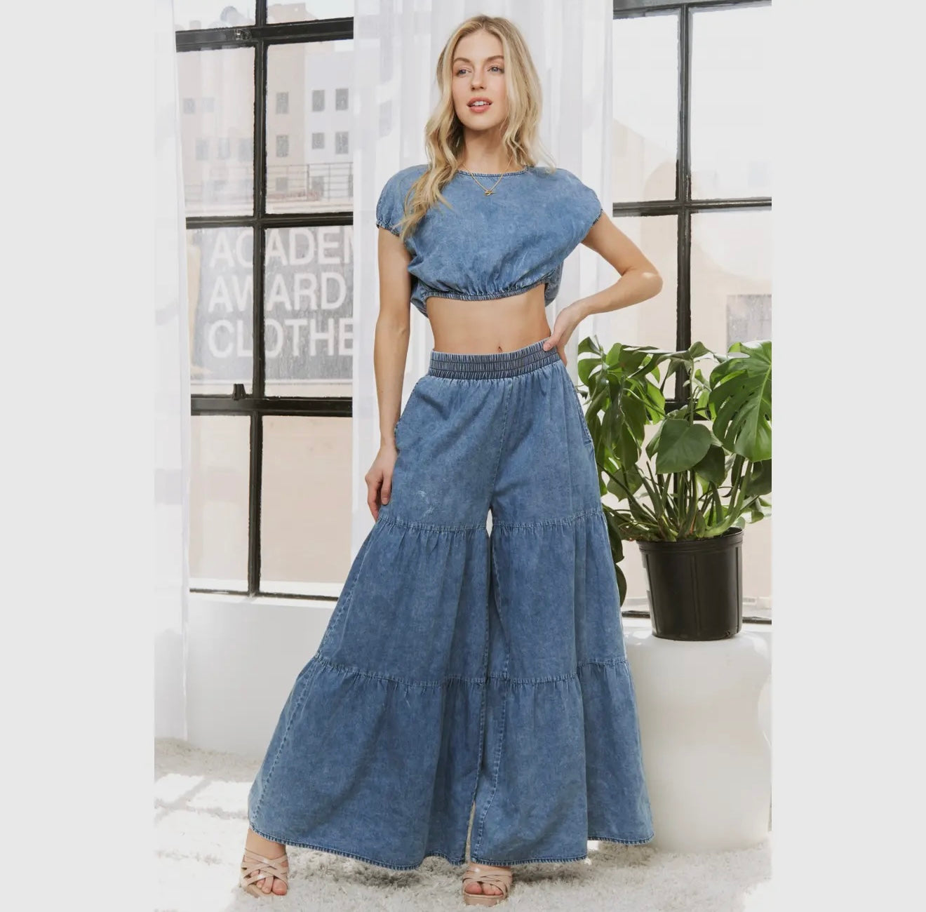 Chic Denim Wide Leg Pants